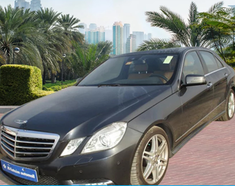 Mercedes Benz E300 AVANTGARDE